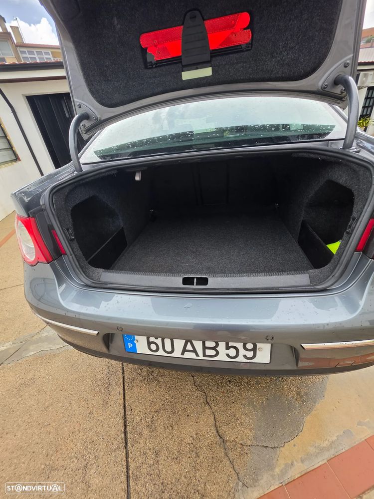 VW Passat - 7