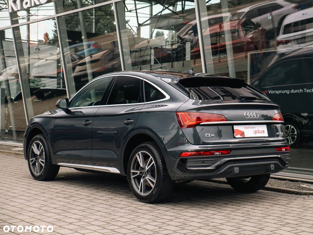 Audi Q5 Sportback - 11