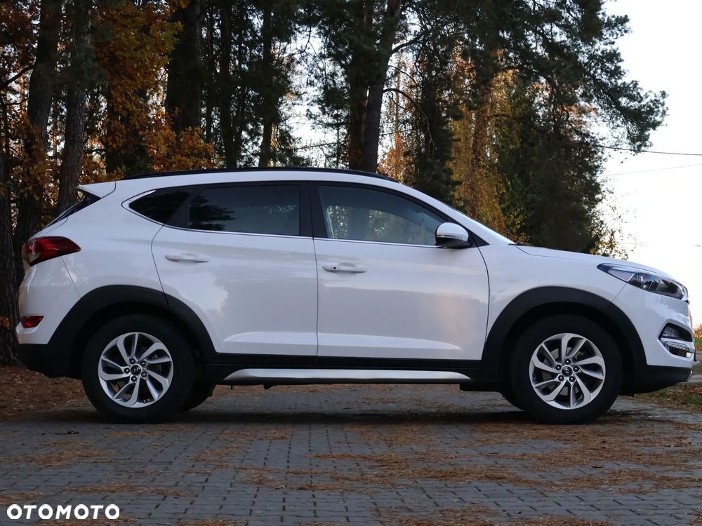 Hyundai Tucson 1.7 CRDI BlueDrive Comfort 2WD - 10