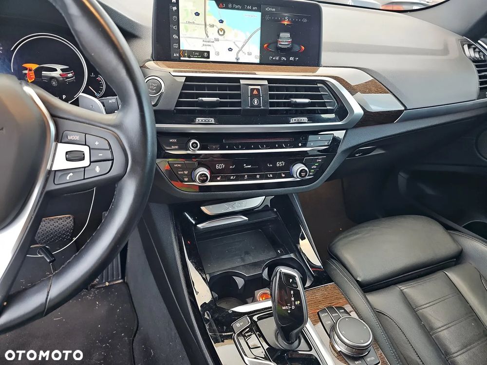 BMW X3 xDrive30i - 10