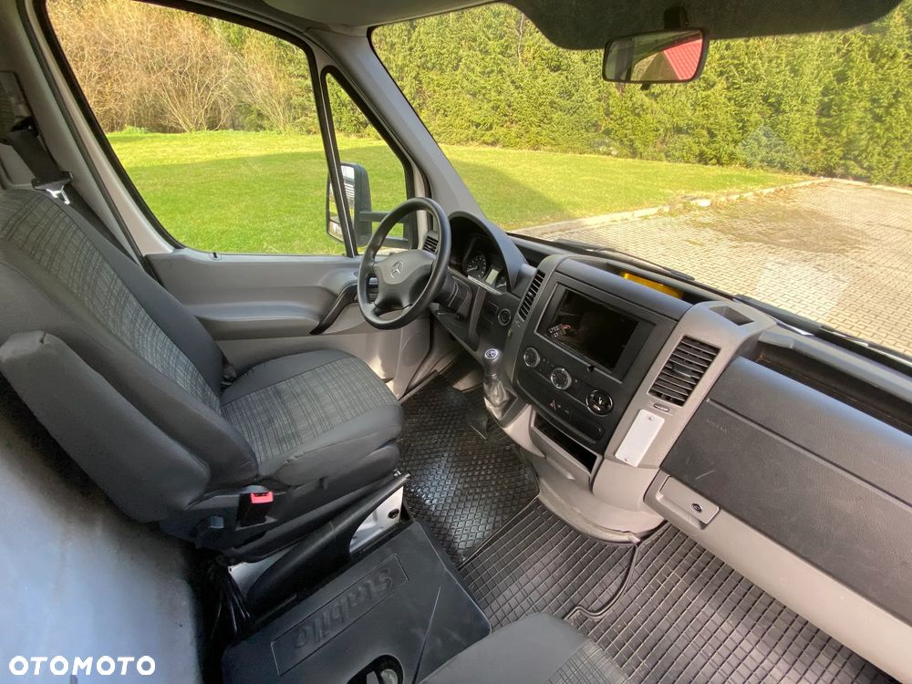 Mercedes-Benz Sprinter 516 Bluetec - 23
