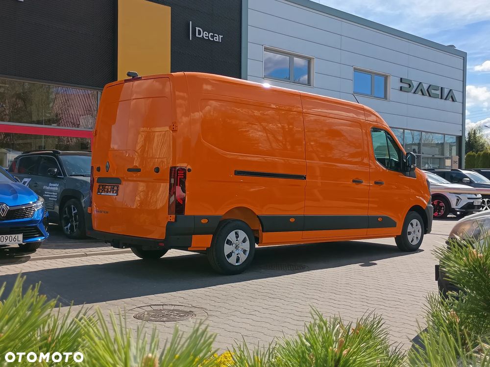 Renault Master L3H2 150 KM furgon pomarańczowy - 4