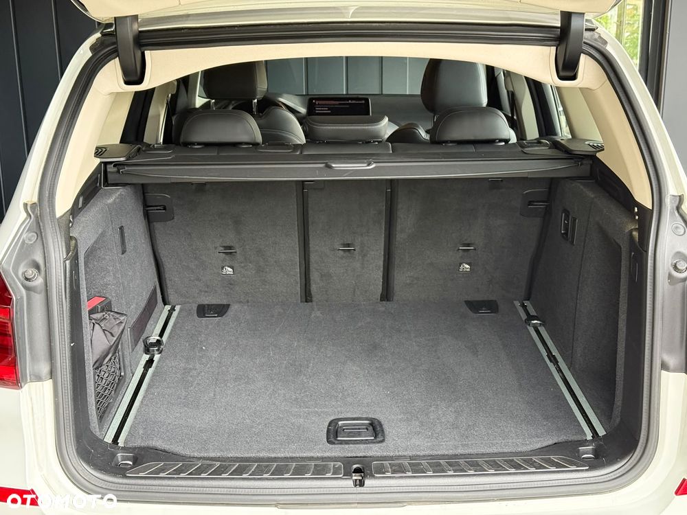 BMW X3 xDrive20i GPF Advantage - 20