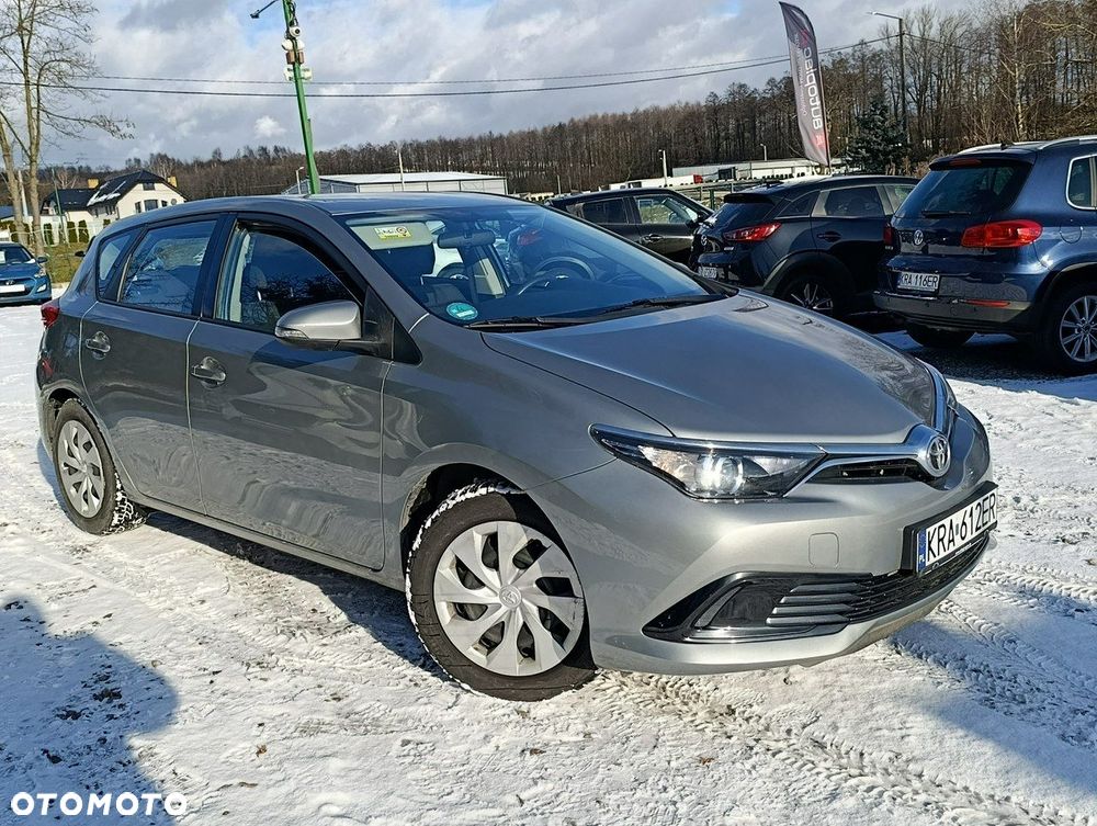 Toyota Auris 1.33 Dual-VVT-i Comfort - 16