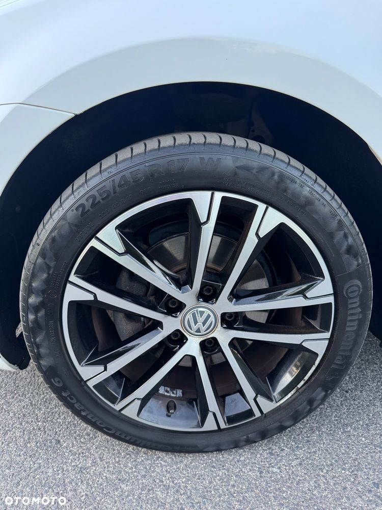 Volkswagen Golf 1.6 TDI BlueMotion Technology Lounge - 11
