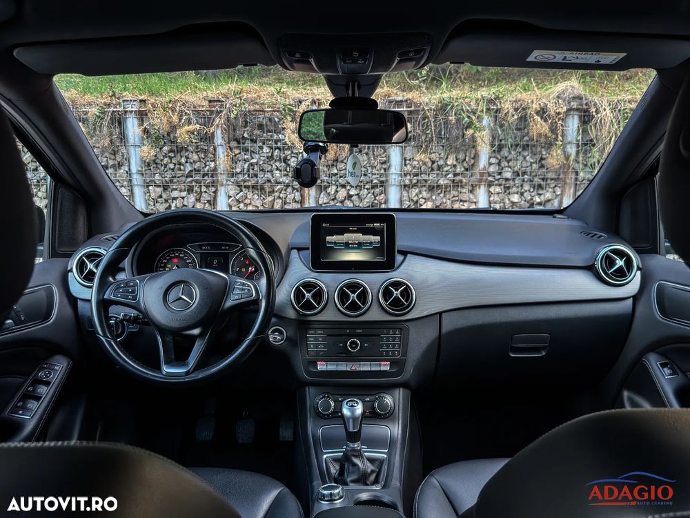 Mercedes-Benz B 180 - 29
