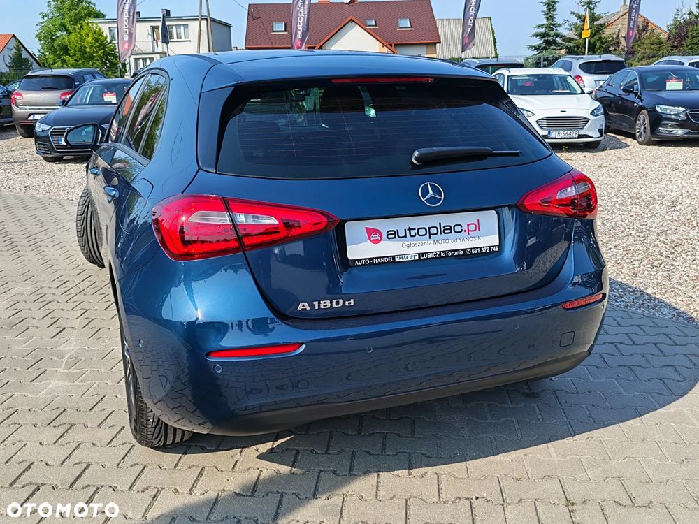 Mercedes-Benz Klasa A 180 d 8G-DCT Progressive - 5