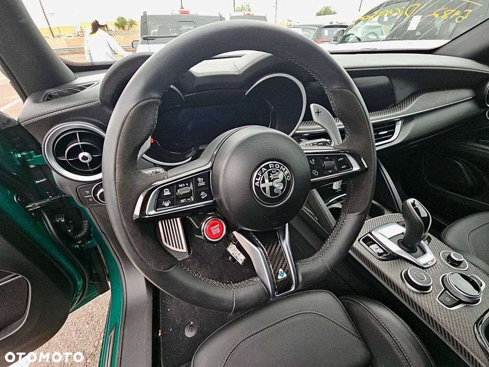 Alfa Romeo Stelvio 2.9 Bi Turbo V6 Quadrifoglio Q4 - 10