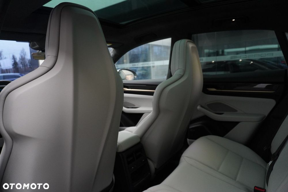 Porsche Macan - 23
