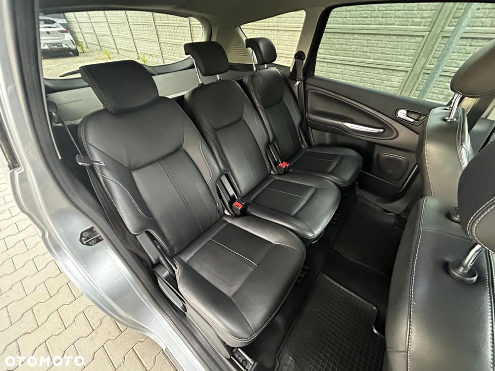 Ford S-Max 2.0 TDCi DPF Titanium X - 23