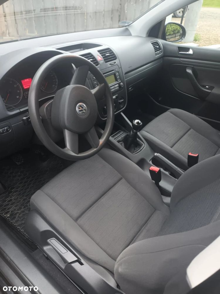 Volkswagen Golf V 1.6 FSI Comfortline - 3