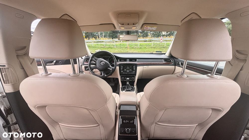 Skoda Superb 2.0 TDI Platinum DSG - 11