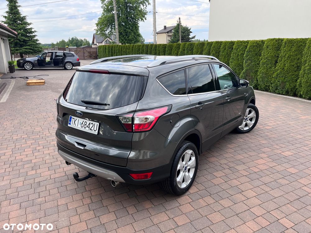 Ford Kuga 2.0 TDCi 4x4 Titanium - 37
