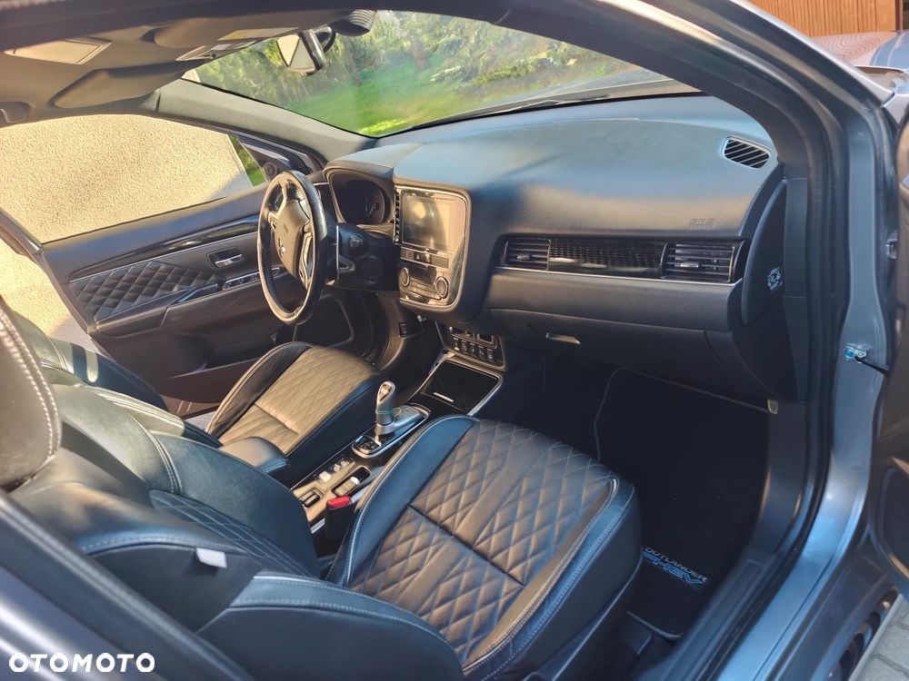 Mitsubishi Outlander 2.4 4WD Diamant - 5