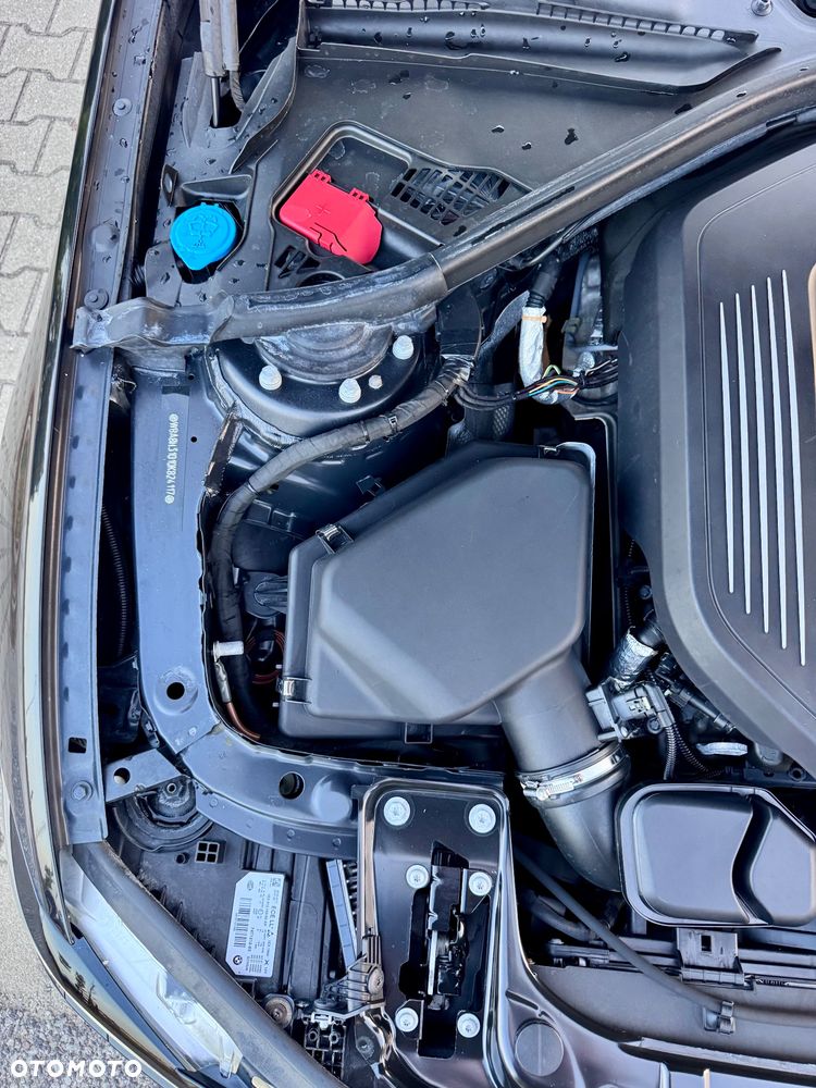BMW Seria 3 340i xDrive M Sport Shadow - 31