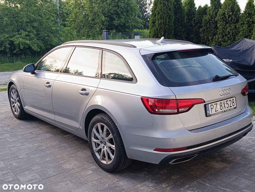 Audi A4 Avant - 11