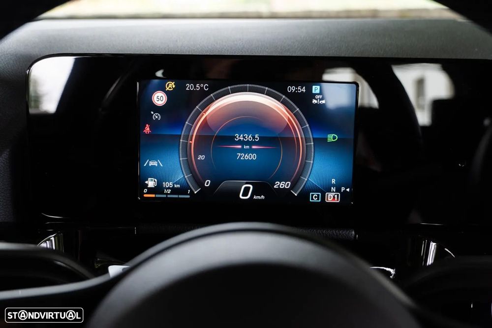 Mercedes-Benz GLA 180 7G-DCT Style - 15