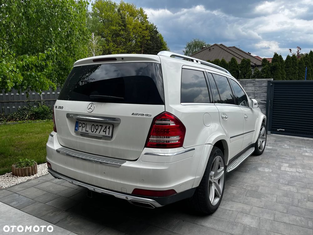 Mercedes-Benz GL - 3