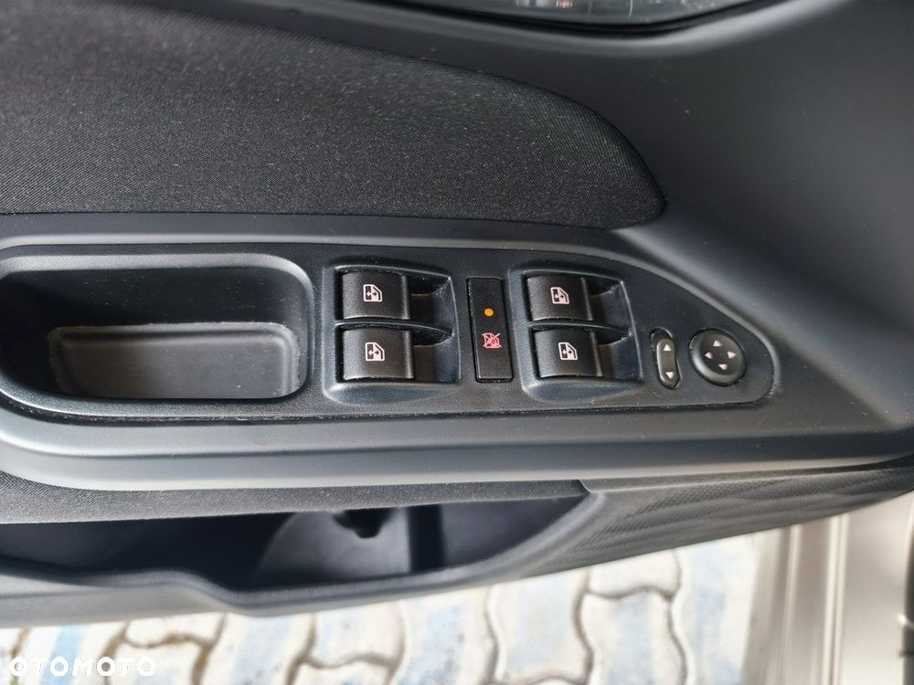 Fiat Tipo 1.4 T-Jet 16v Lounge - 23