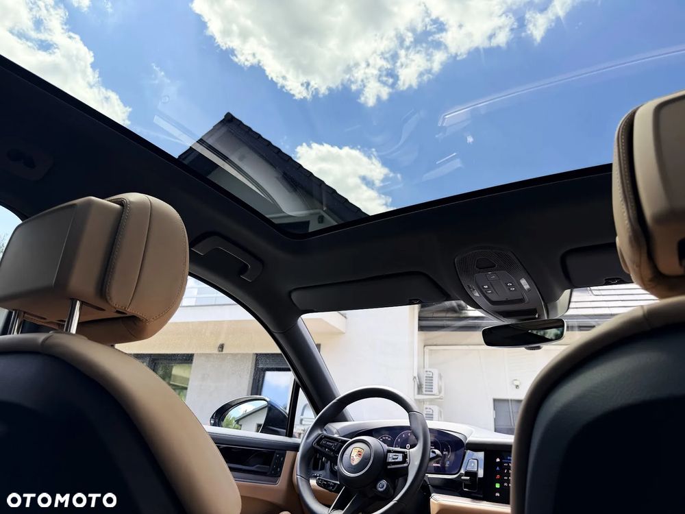 Porsche Cayenne Standard - 10