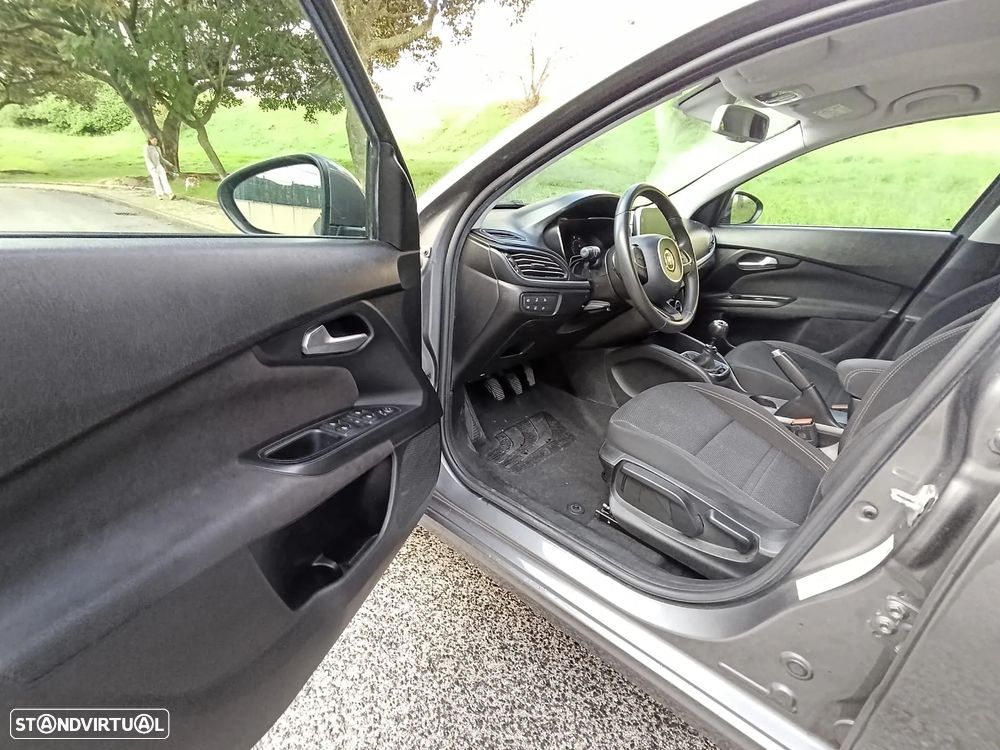 Fiat Tipo 1.6 M-Jet Lounge JLL17 - 13