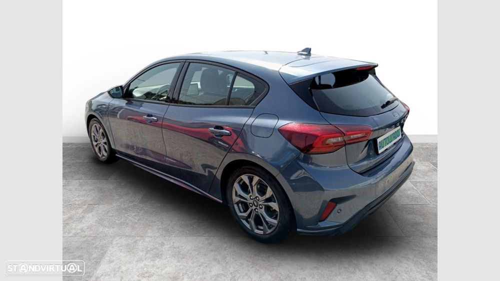 Ford Focus 1.0 EcoBoost MHEV ST-Line Aut. — fotografia 2