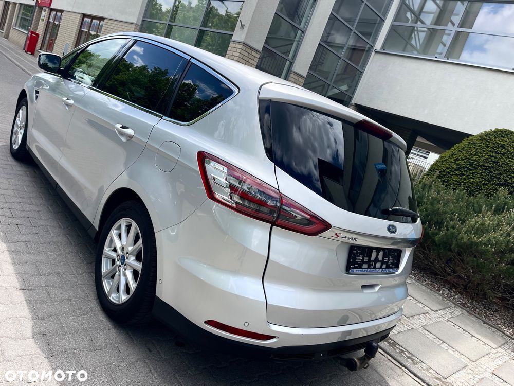 Ford S-Max - 10