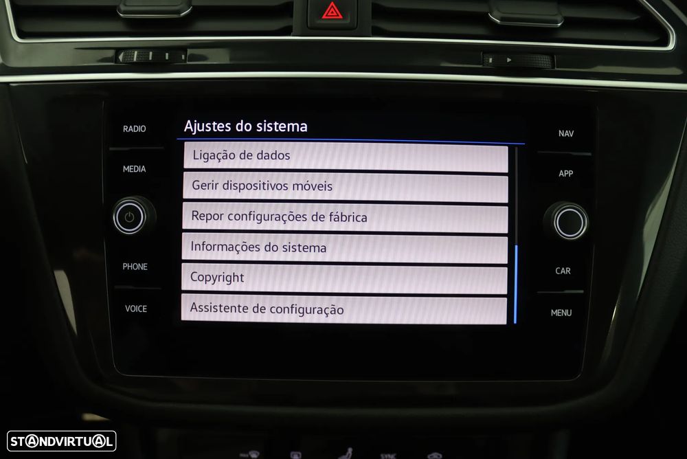 VW Tiguan 2.0 TDI R-Line DSG - 37