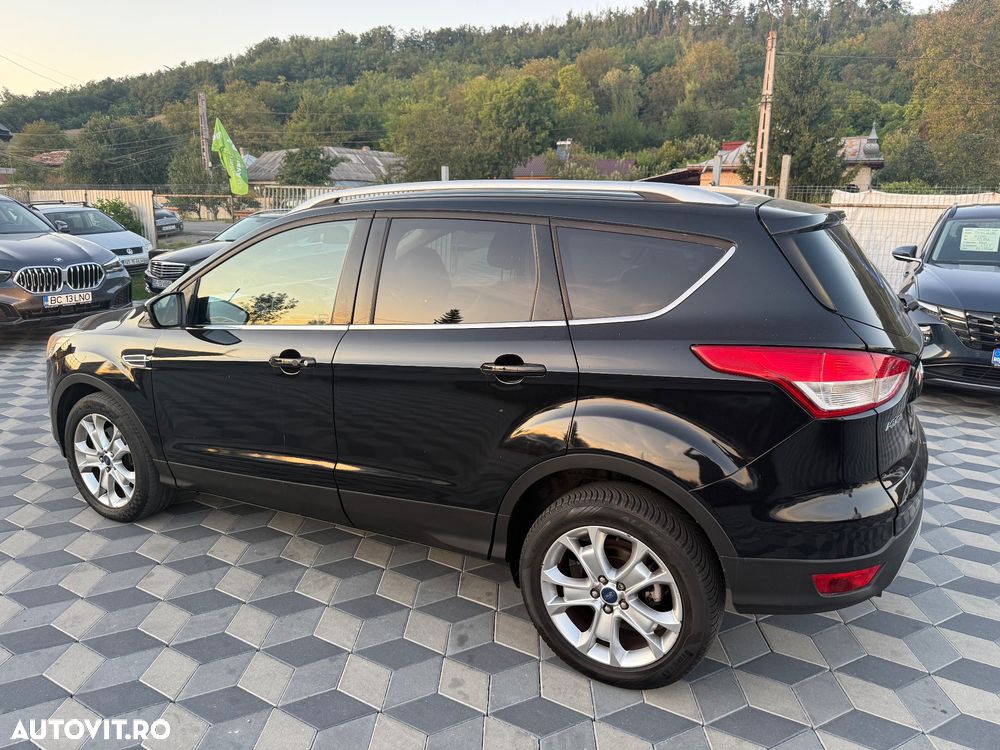 Ford Kuga 2.0 TDCi Powershift 4WD Titanium - 6