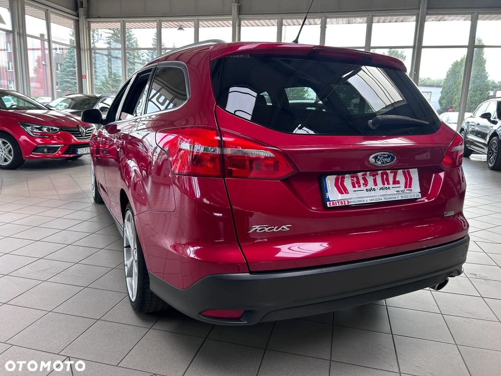 Ford Focus 1.5 EcoBoost Titanium ASS - 10