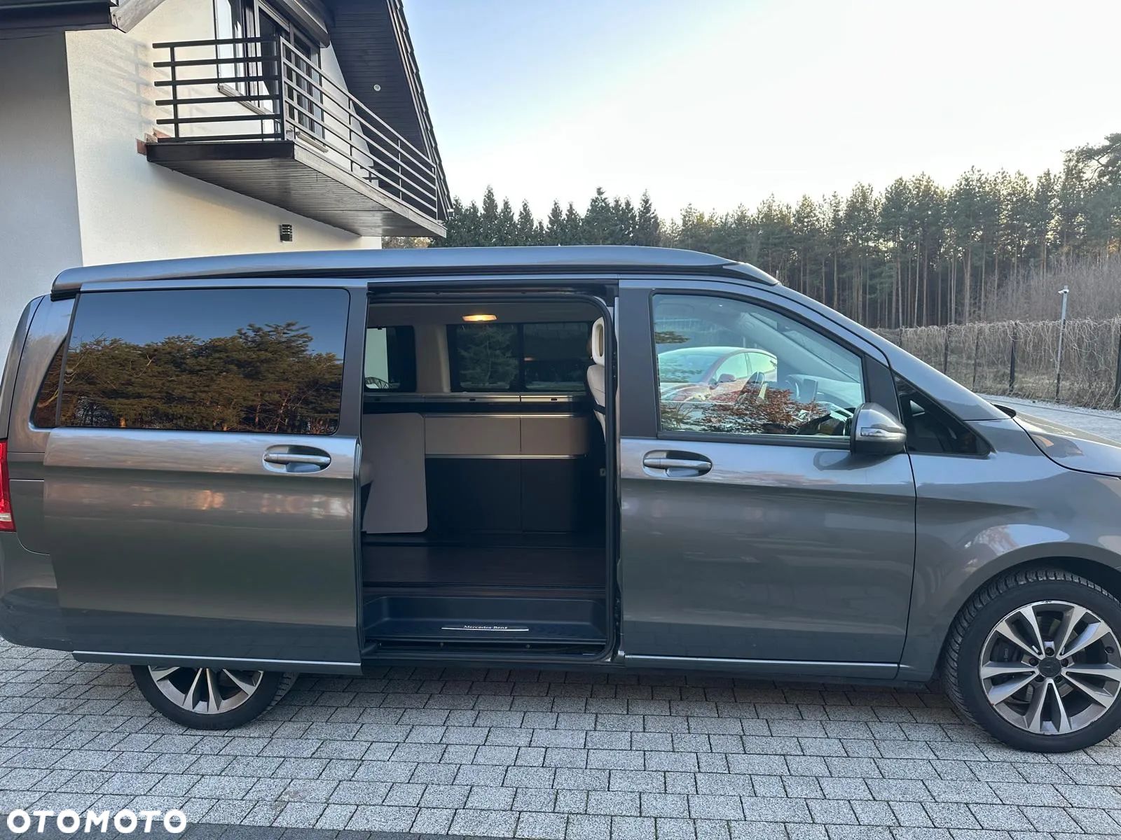 Mercedes-Benz Klasa V 300 d 4-Matic Avantgarde 9G-Tronic (d³ugi) - 1