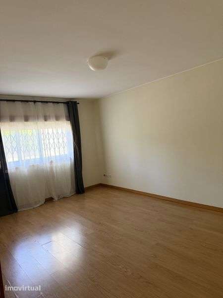 Aprtamento T1, Fac.de Eng., HSJoao - Grande imagem: 4/7