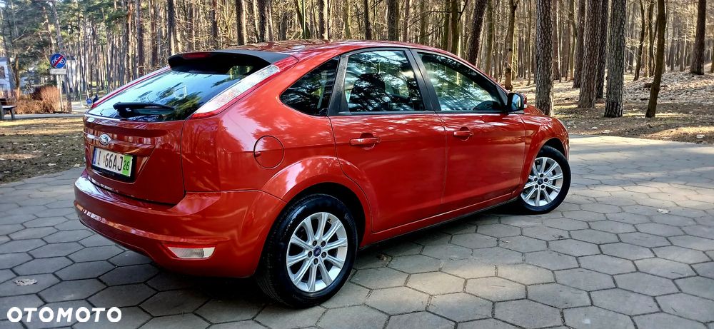 Ford Focus 1.6 16V Ghia - 4