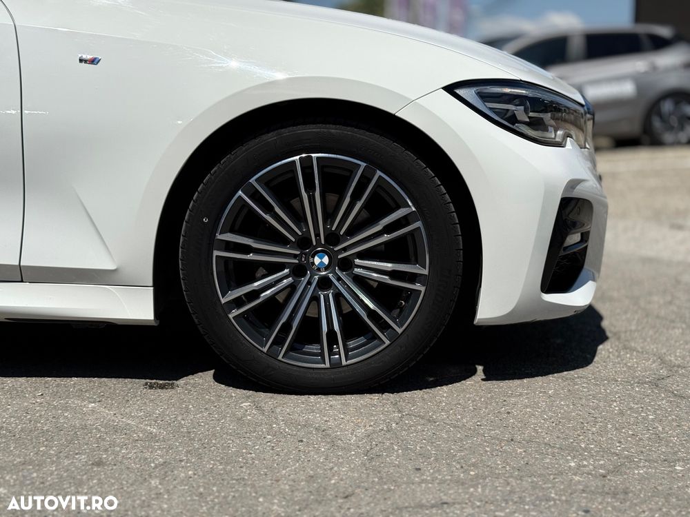 BMW Seria 3 320i Aut. Edition M Sport Shadow - 34