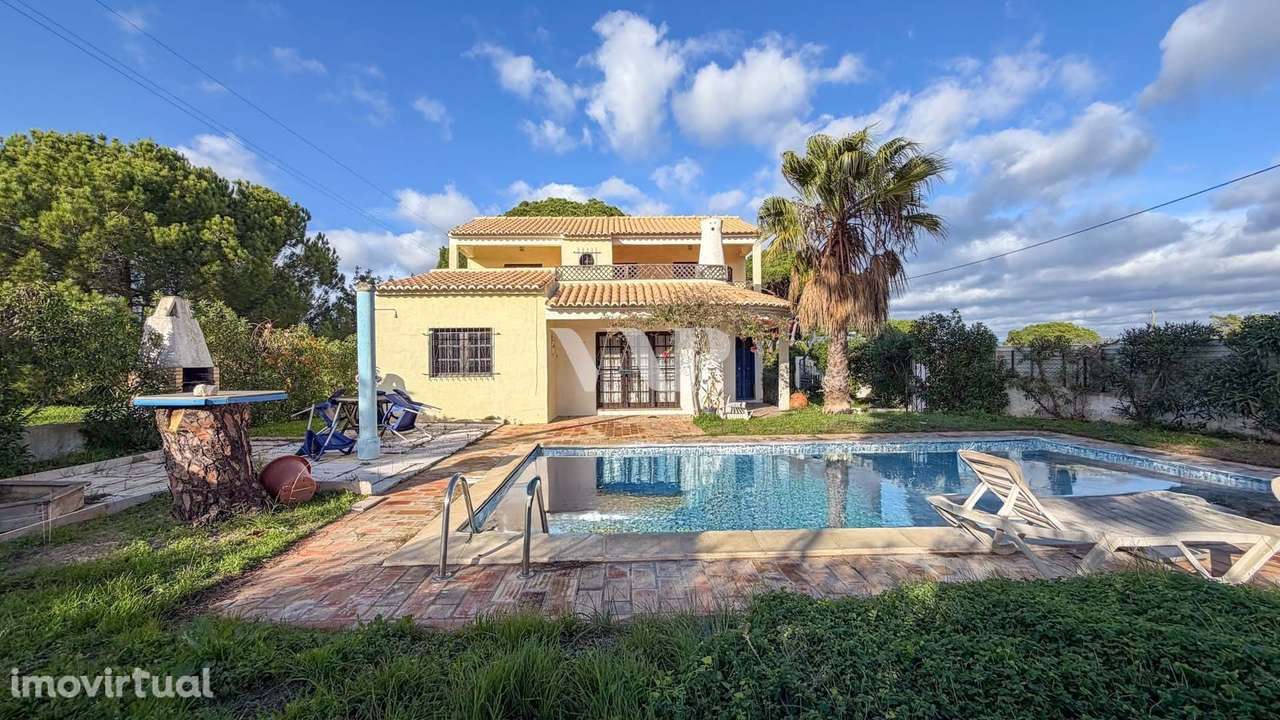 Moradia T3 para Renovar com Piscina em Zona Tranquila na Assumadinha, - Grande imagem: 5/23