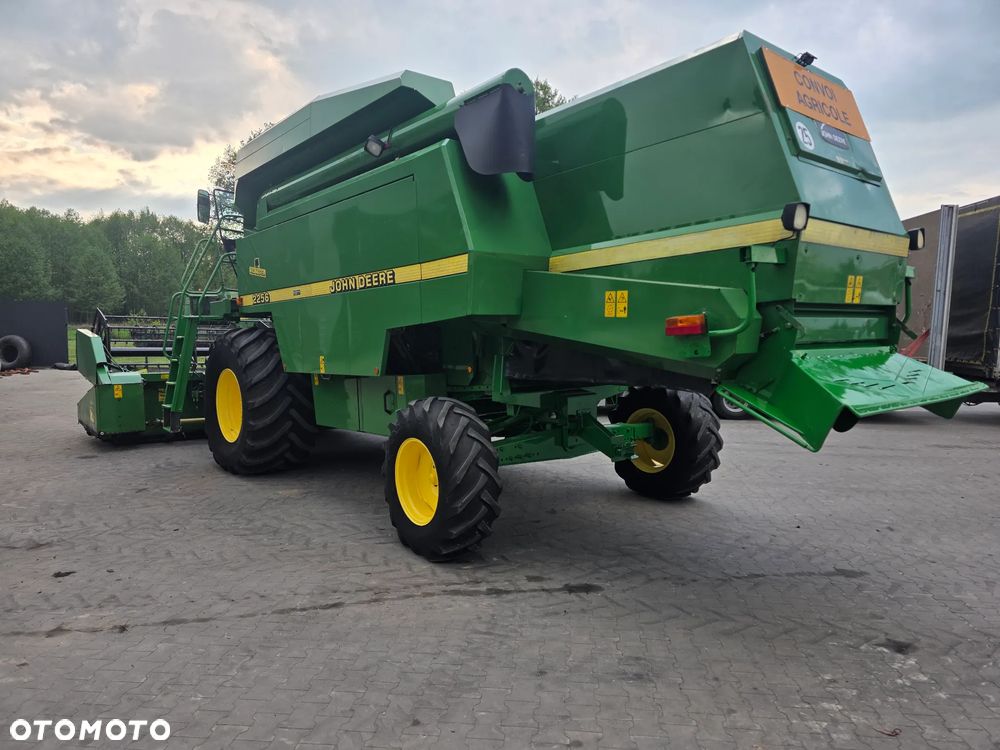 John Deere 2256 - 4