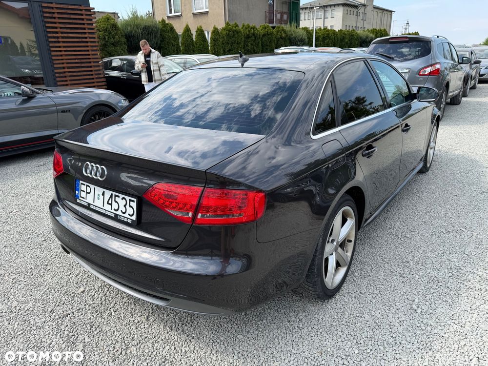 Audi A4 Limousine - 6
