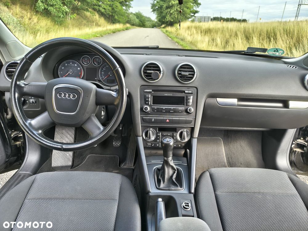 Audi A3 Sportback 1.6 Ambiente - 7