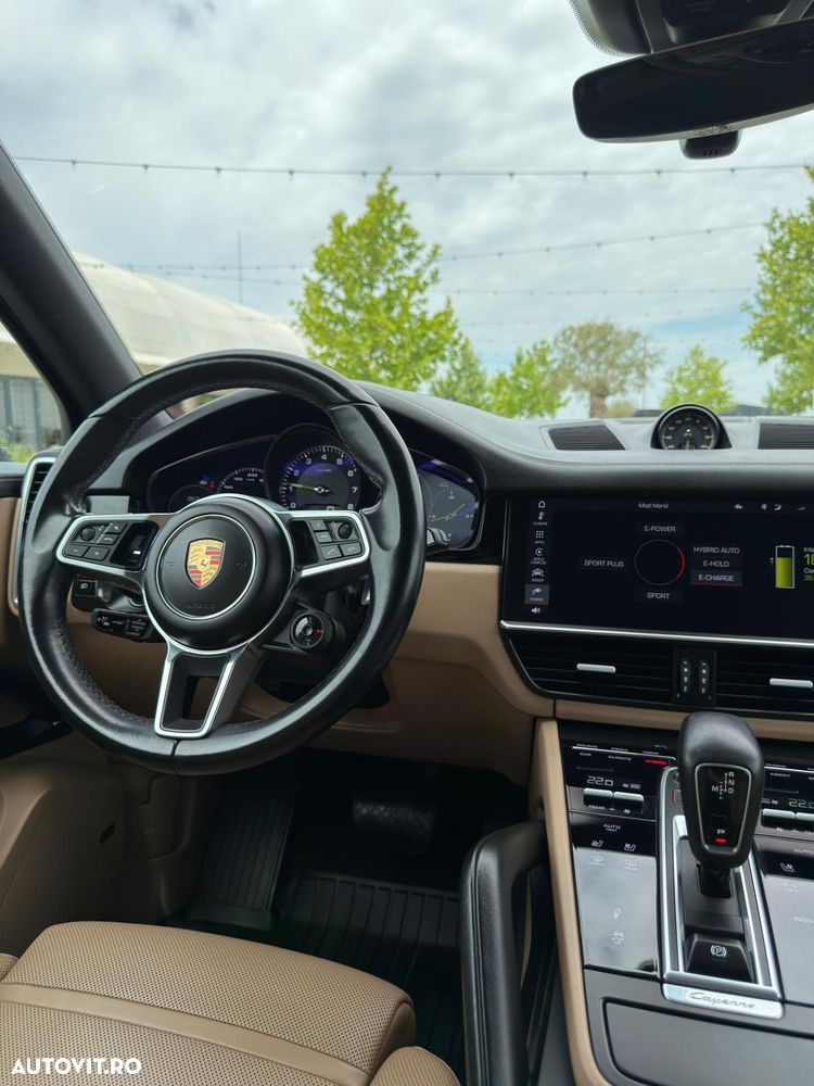 Porsche Cayenne Standard - 11