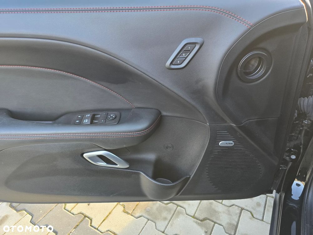 Dodge Challenger ver-6-4-scat-pack-widebody - 14