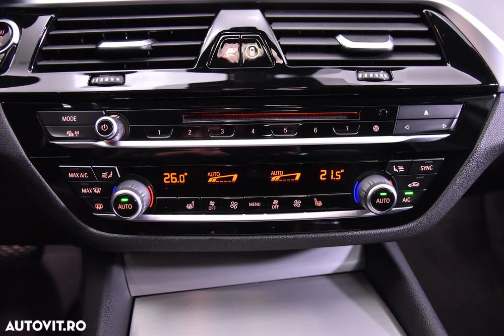 BMW Seria 5 520d Aut. - 19