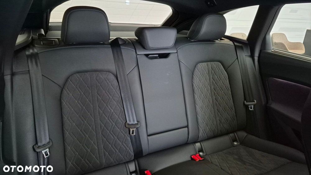 Audi A5 Avant TDI mHEV Quattro S tronic - 13