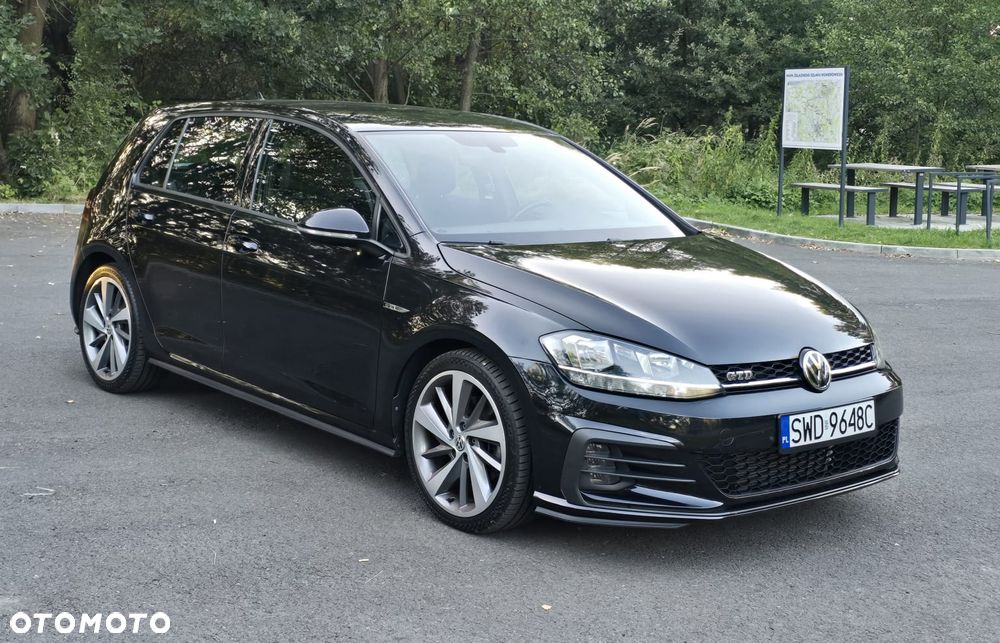 Volkswagen Golf 2.0 TDI BMT GTD DSG - 8