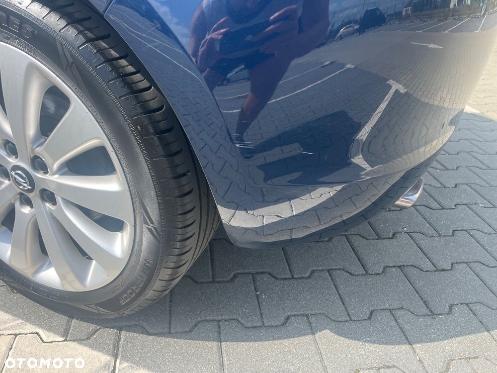 Opel Astra 1.4 Turbo Cosmo - 10