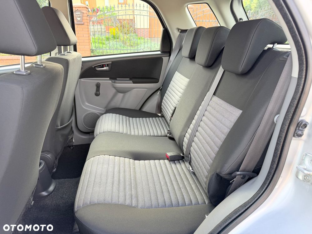Suzuki SX4 - 17