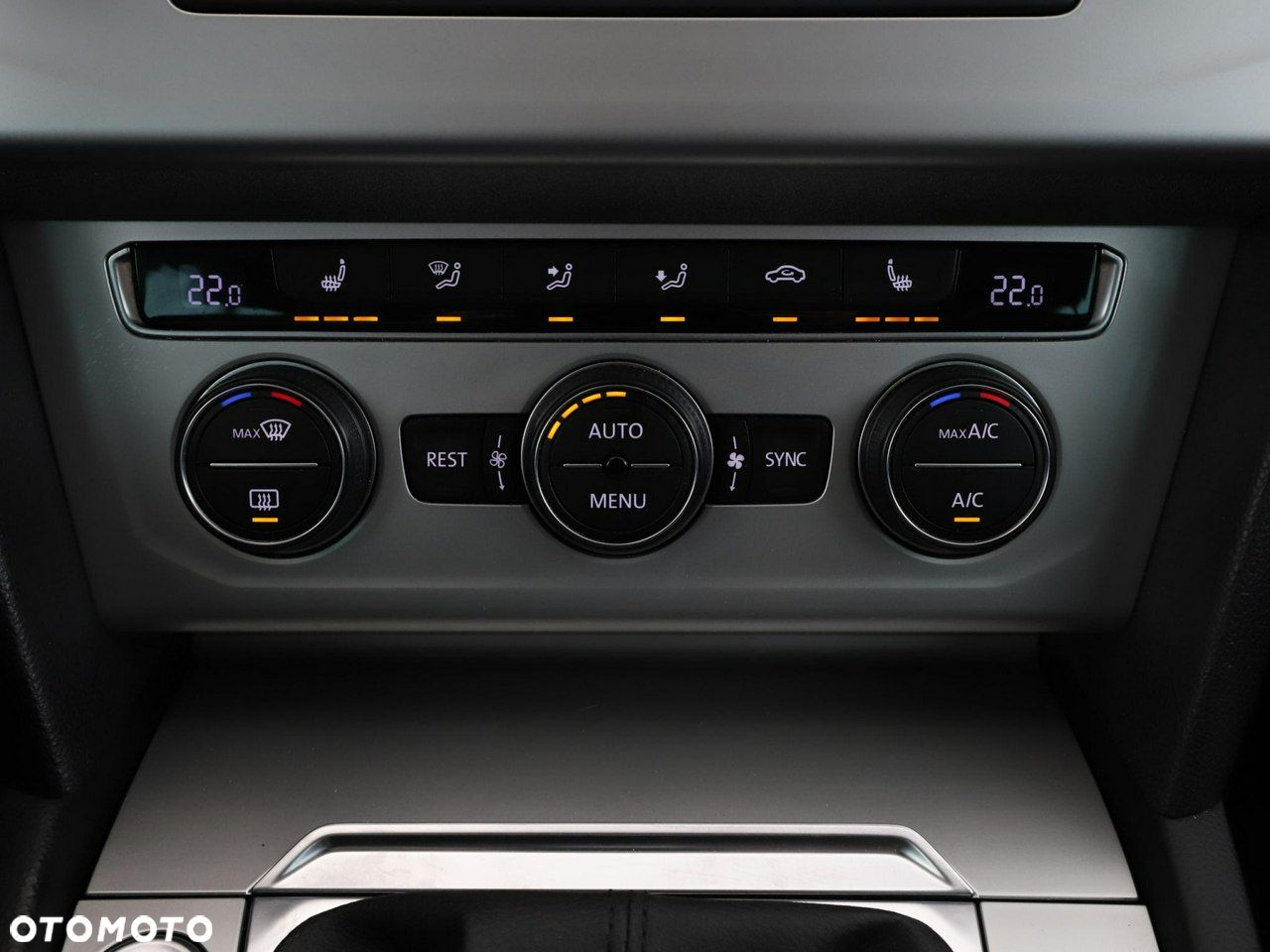 Volkswagen Passat Variant 1.6 TDI (BlueMotion Technology) Comfortline - 25