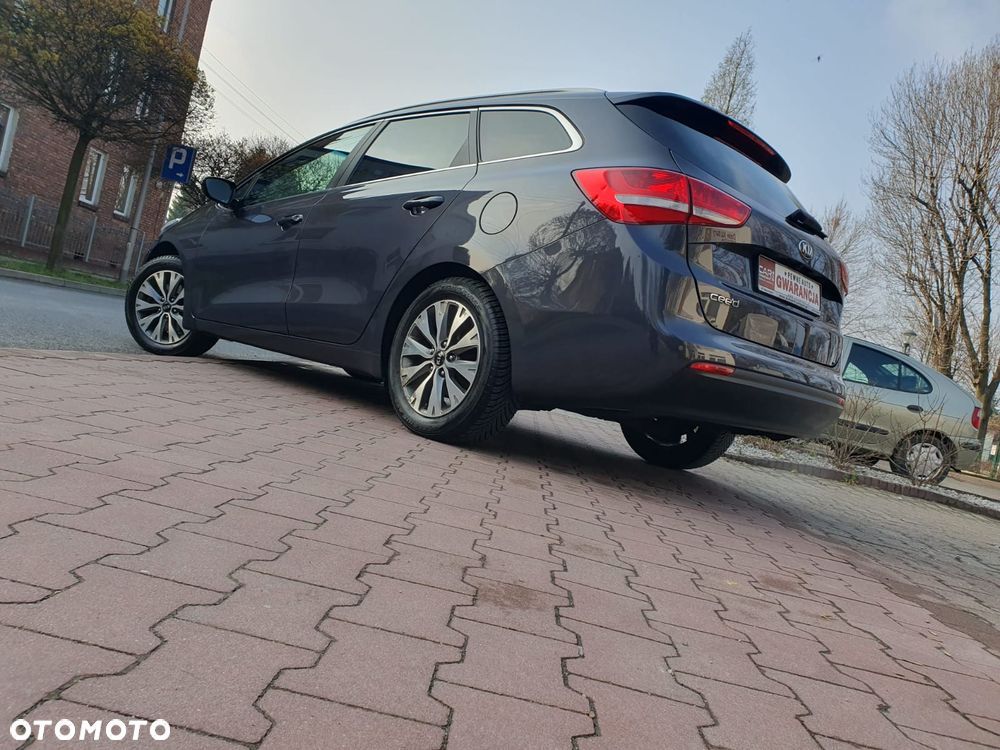 Kia Ceed 1.6 GDI Spirit - 25