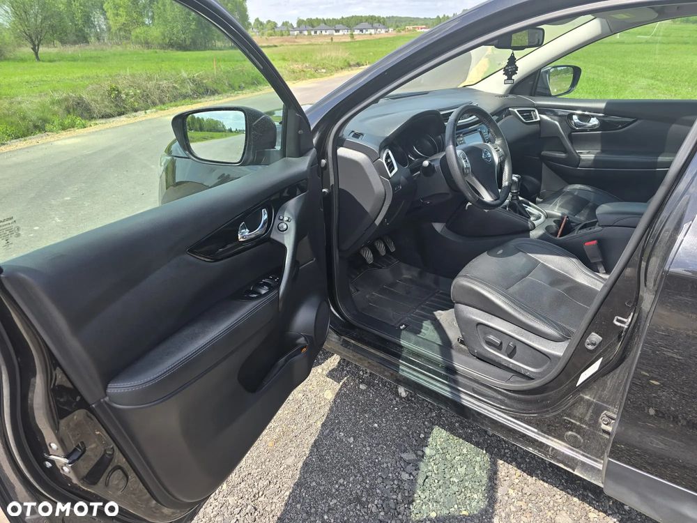 Nissan Qashqai 1.5 dCi Tekna+ - 11
