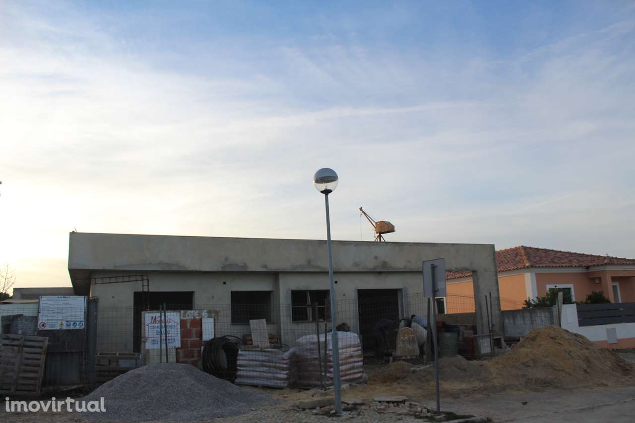 Moradia isolada com piscina e garagem em Azeitão - Grande imagem: 3/10