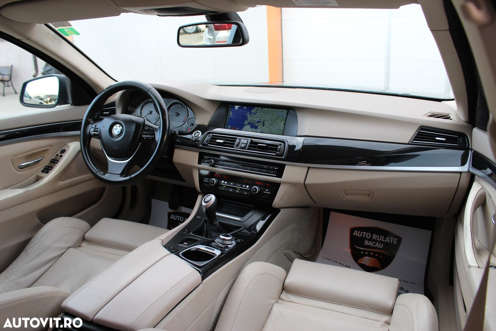 BMW Seria 5 520d Touring - 13